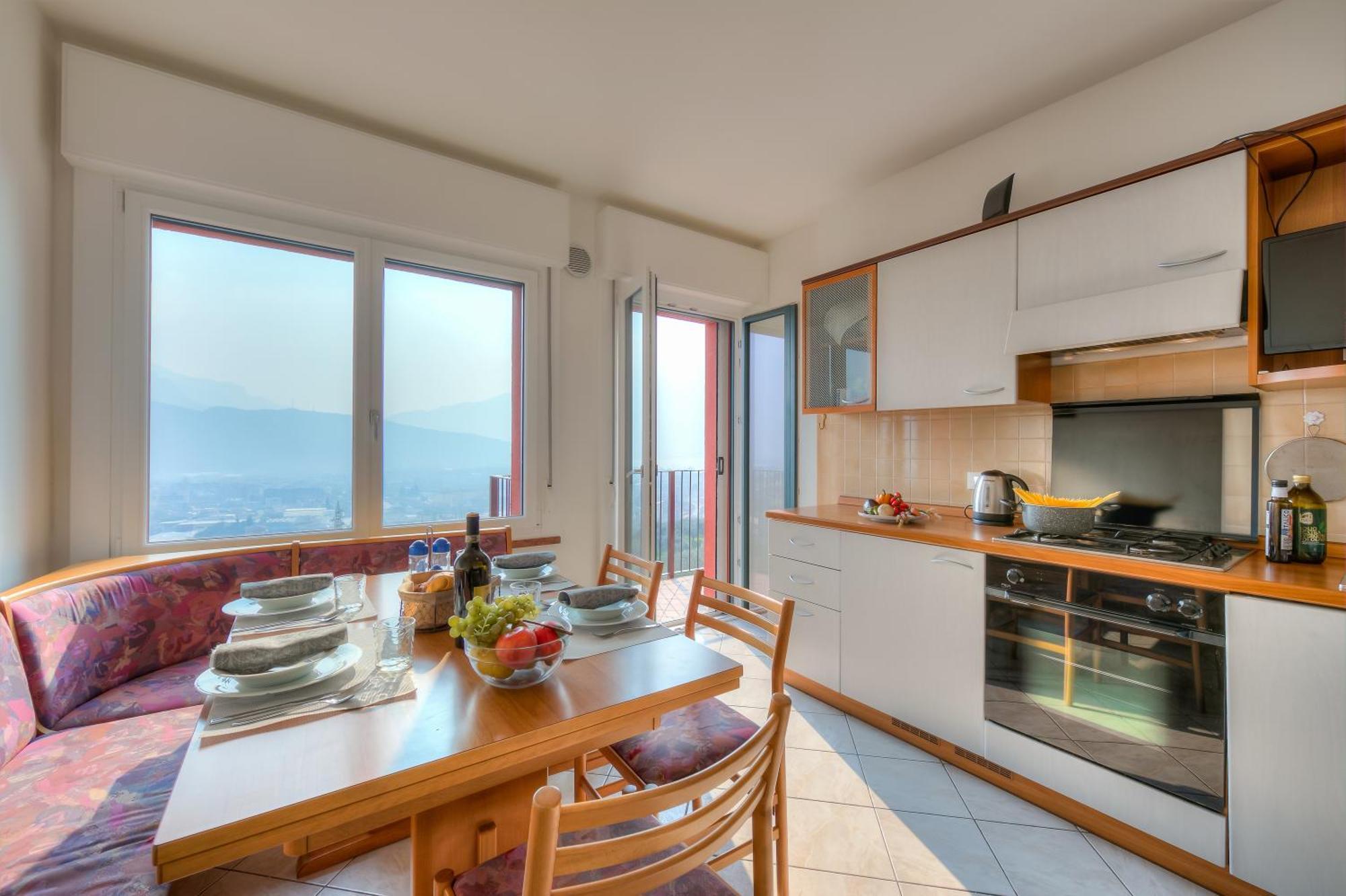 Lake View Dom-Us Apartment - Happy Rentals Ρίβα ντελ Γκάρντα Εξωτερικό φωτογραφία