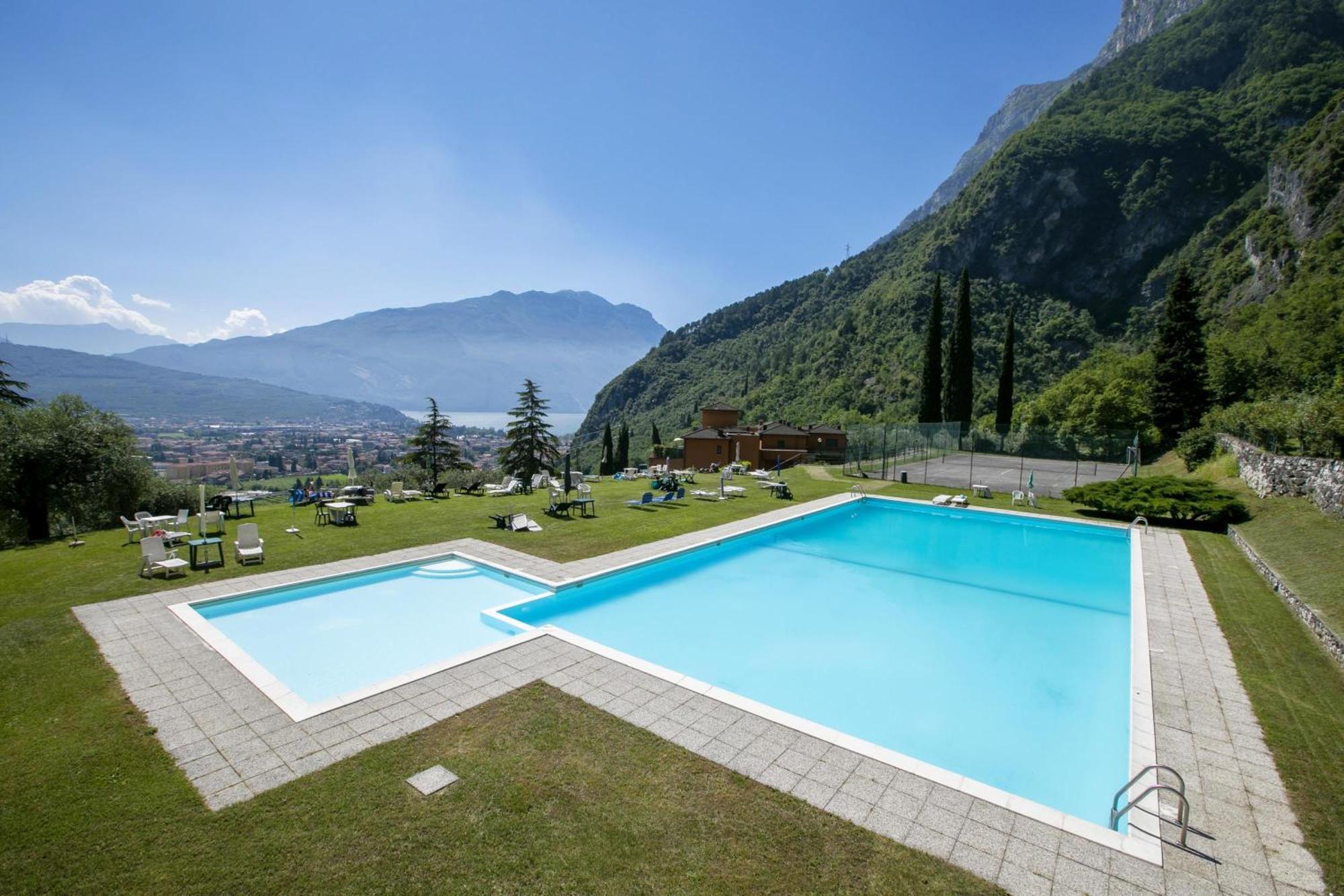 Lake View Dom-Us Apartment - Happy Rentals Ρίβα ντελ Γκάρντα Εξωτερικό φωτογραφία